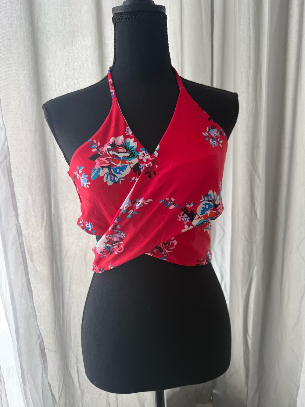 COCOSHIP Red Floral Halter One-Piece Swimsuit